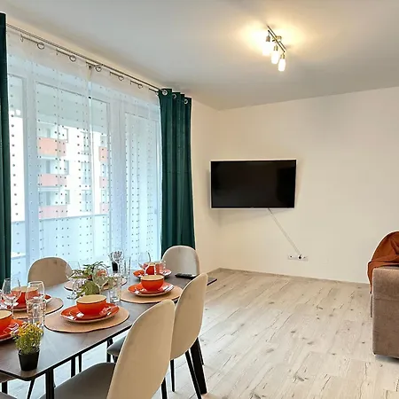 Luxury Near Station And Mall With Parking Апартаменты Сибиу