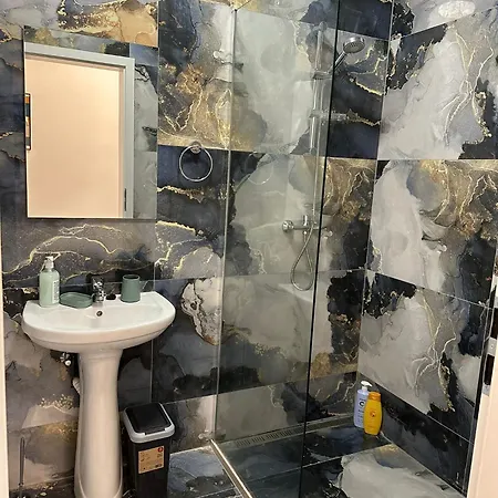 Luxury Near Station And Mall With Parking * Сибиу